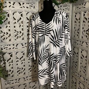 PORTACRUZ FANTASTIC WHITE SHEER STRIPES & BLACK PALMS SHORT SLEEVE SWIM COVER